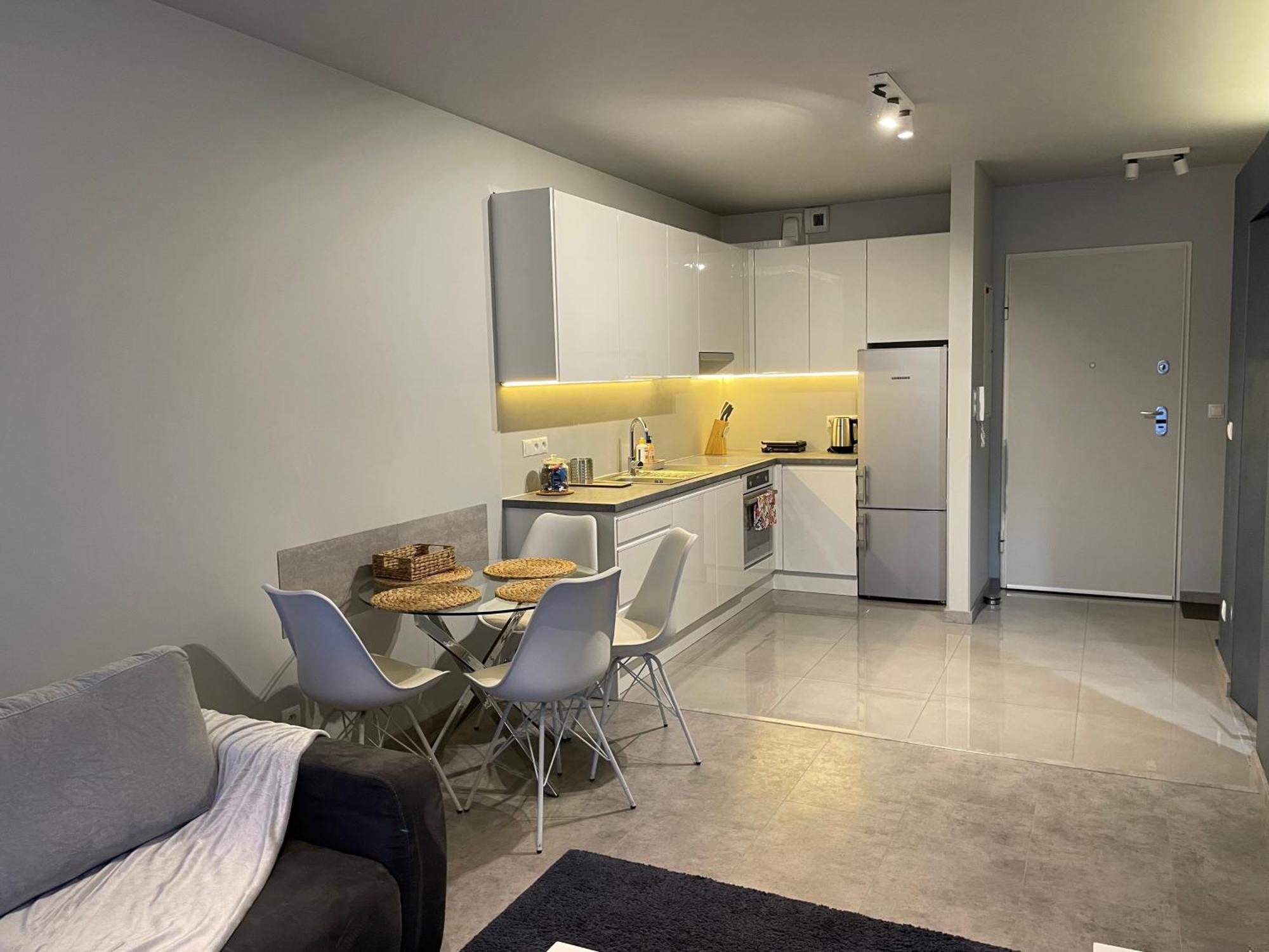 Wenecjanska Comfort Apartment, Free Parking, Self Check-In 24H Poznan Bagian luar foto