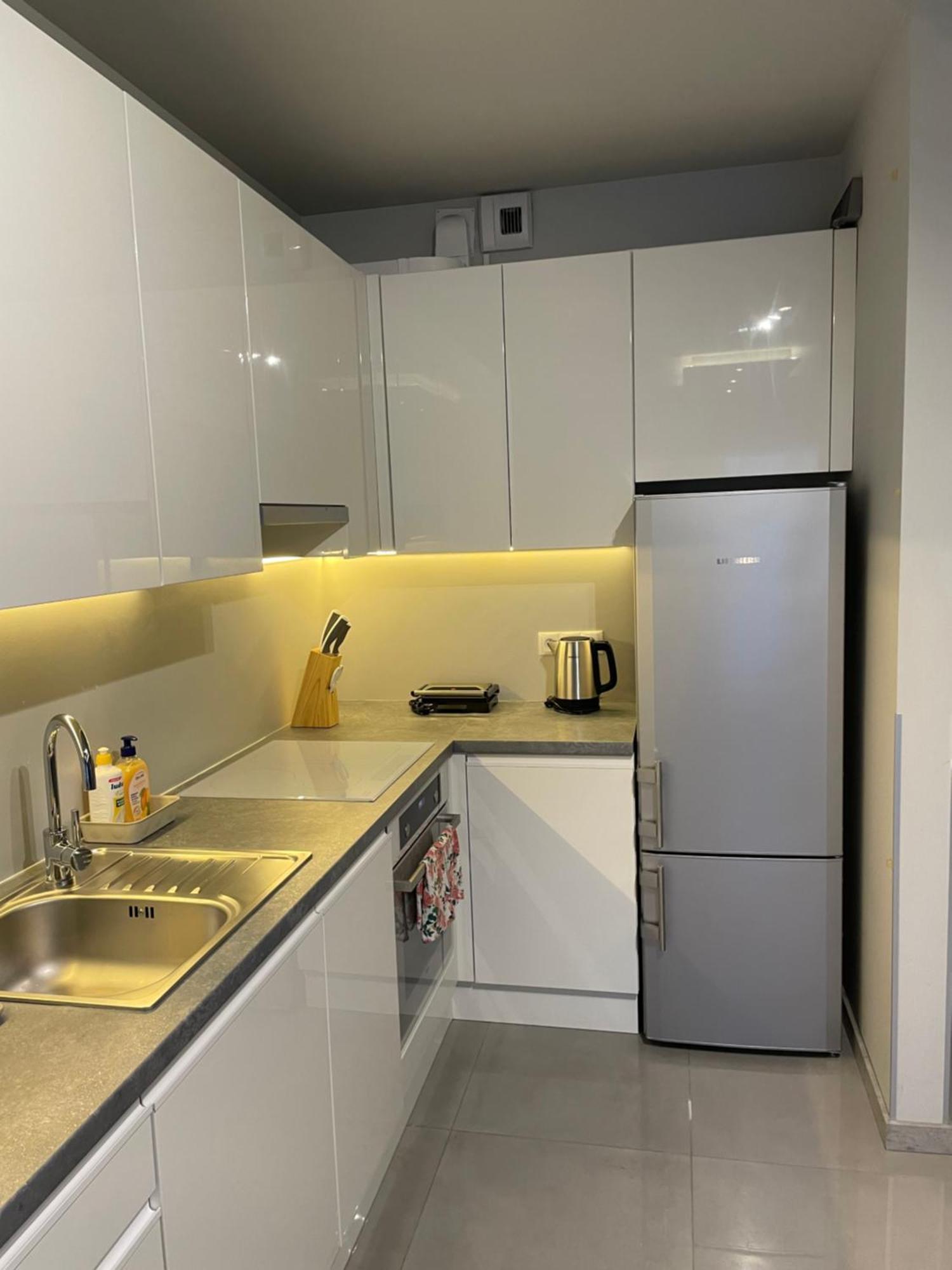 Wenecjanska Comfort Apartment, Free Parking, Self Check-In 24H Poznan Bagian luar foto
